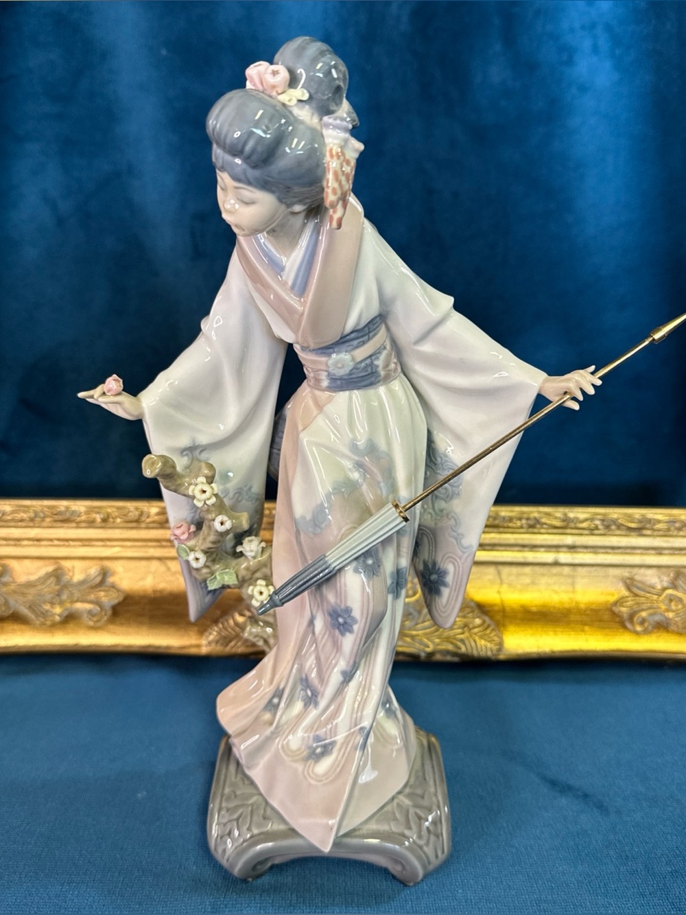 Lladro Porcelain TERUKO 1451 Geisha w/ Parasol Figurine - 11" MINT